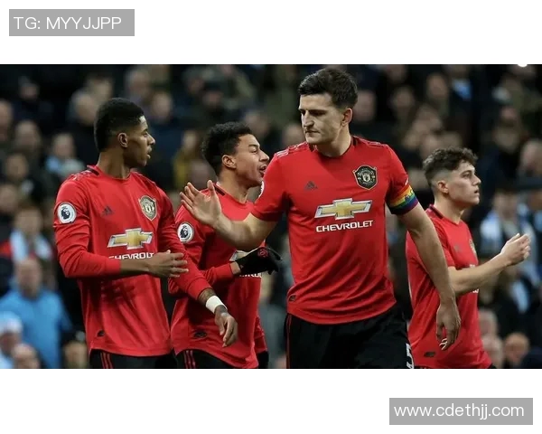 多特蒙德与曼城在深圳的精彩对决引发球迷热议与期待 多特蒙德与曼城在深圳的精彩对决引发球迷热议与期待