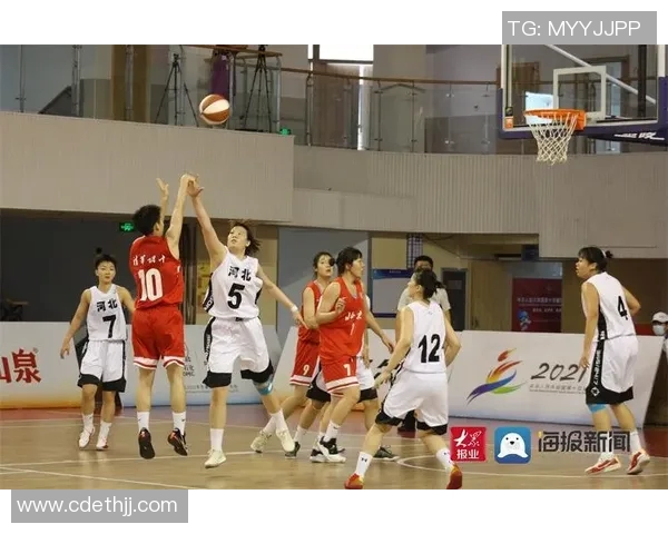 山西女篮与北京女篮激战正酣谁将赢得这场巅峰对决的荣耀 山西女篮与北京女篮激战正酣谁将赢得这场巅峰对决的荣耀