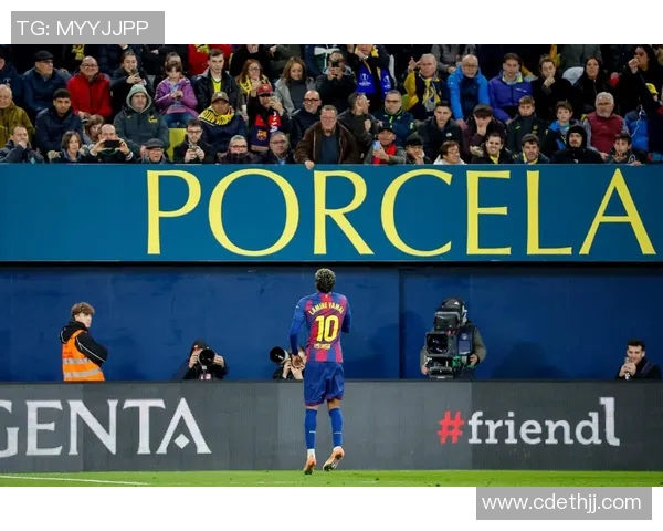 巴塞罗那与比利亚雷亚尔比赛结果分析及精彩瞬间回顾