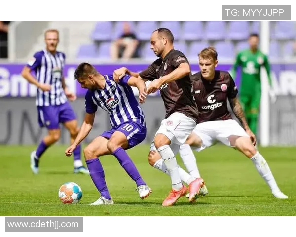 布莱克本与加的夫城的激烈对决揭示英冠争夺战的新篇章 布莱克本与加的夫城的激烈对决揭示英冠争夺战的新篇章