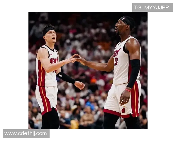 2015年NBA季后赛老鹰与骑士对决回顾及精彩瞬间分析 2015年NBA季后赛老鹰与骑士对决回顾及精彩瞬间分析