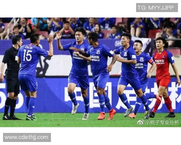 上海上港与申花激战回顾精彩瞬间集锦尽在其中 上海上港与申花激战回顾精彩瞬间集锦尽在其中