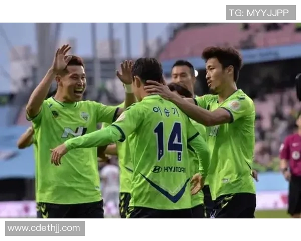 仁川联合迎战江原FC争夺胜利的关键时刻即将来临 仁川联合迎战江原FC争夺胜利的关键时刻即将来临