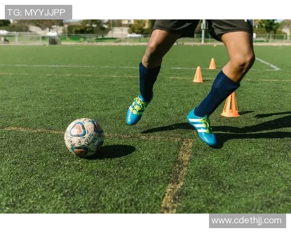 哈德与布赛廷的激烈对决揭示足球战术与团队合作的重要性