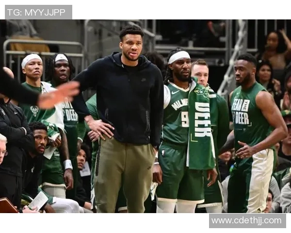 字母哥与麦基的对决谁能在赛场上笑到最后精彩对抗引发球迷热议