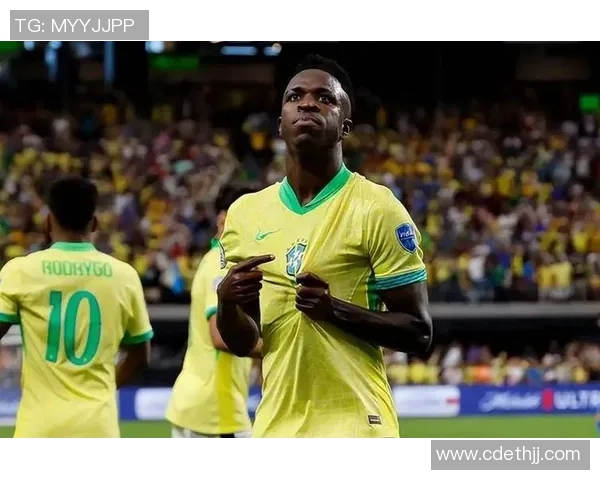 欧足联严查曼城球迷种族歧视事件或将面临闭门比赛处罚