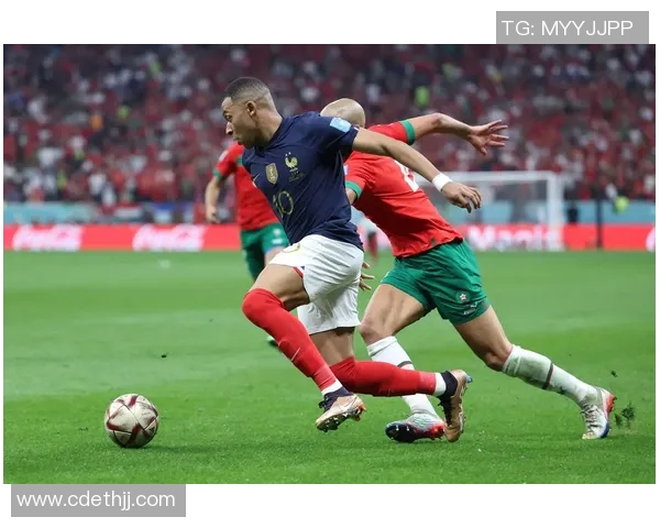 阿布扎比统一与塔什干的激烈对决揭示足球战术与团队合作的魅力